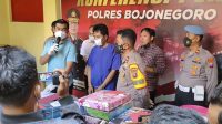 Produksi dan Jual Sprei dengan Merk Palsu, BFS Ditangkap Polisi