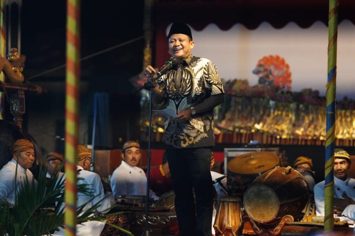 Bupati OKU Timur