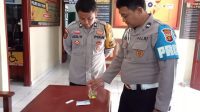 Pengecekan Urine Personel Polsek Belitang II Polres OKU Timur Polda Sumsel