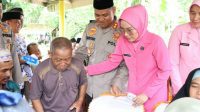 Polres OKU Timur Polda Sumsel Gelar Stan Bakti Kesehatan di Desa Batu Mas Kecamatan Belitang II.