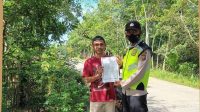 Bhabinkamtibmas Polsek Belitang I Polres OKU Timur Polda Sumsel Berikan Himbauan Larangan Membakar Hutan dan Lahan