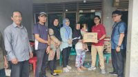 Dukung Pemda dan TNI AD Turunkan Angka Stunting, SMSI OKU Selatan Kunjungi Anak Asuh