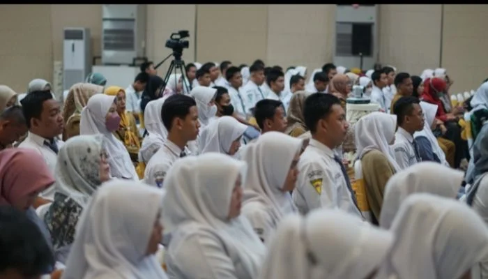 Kisah Pemuda Tanjung Enim Raih Mimpi Berkat Beasiswa dari Bukit Asam