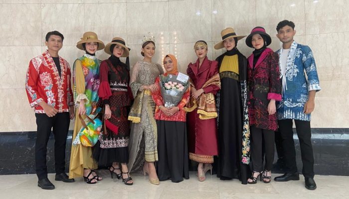 Didukung PTBA, Songket dan Batik Khas Tanjung Enim Meriahkan Halal Bi halal Antera