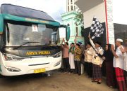 218 Jamaah Haji Banyuasin Dilepas Oleh Wakil Bupati H. Slamet Somosentono.