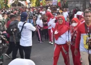 HUT RI, Dandim 0716/Demak Bersama Bupati dan Wakil Bupati serta Forkopimda Ikut Jalan Sehat
