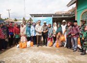 Pj. Bupati Banyuasin Hani S Rustam Salurkan Bantuan CPP Dalam Upaya Meringankan Beban Masyarakat