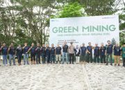 Green Mining, Bukit Asam (PTBA) Tanam Pohon Bersama di Lahan Bekas Tambang