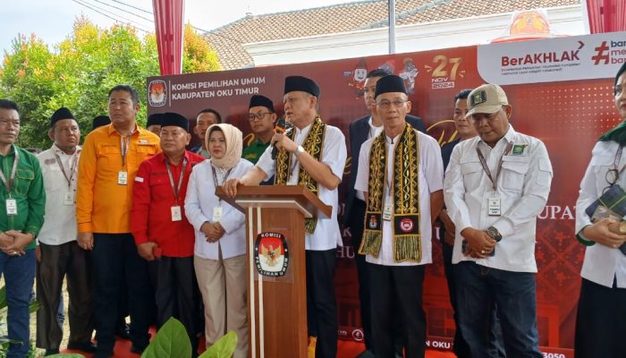 Usung Visi-Misi OKU Timur Maju Lebih Mulia Jilid II, Pasangan Enos-Yudha Daftar ke KPU