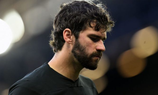 Alisson Becker Cedera