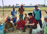 Petani Desa Tanjung Mas Sampaikan Keluhan ke Cabup Fery, Siap Atasi Kelangkaan Pupuk dan Tingkatkan Keamanan