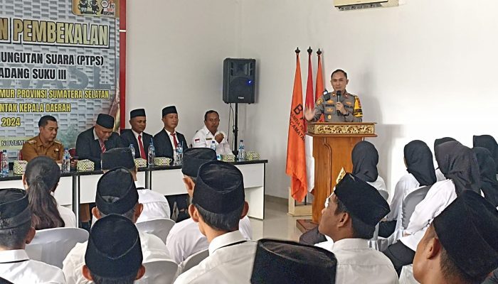 Hadiri Pelantikan dan Bimtek PTPS Kecamatan, Kapolsek MDS II Ingatkan Netralitas Penyelenggara Pemilukada