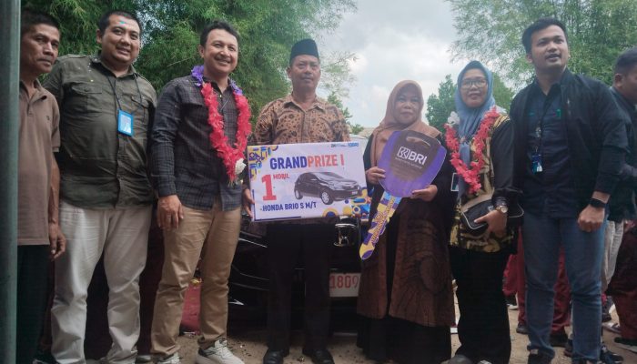 Pimpinan Cabang Simpedes Bank BRI Ucapkan Selamat Atas Pemenang Hadiah Grand Price