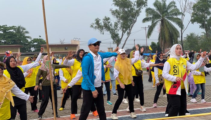 Partai Golkar OKU Timur Gelar Senam Sehat, Cabup No Urut 02 Fery Antoni Berbaur Bersama Ribuan Peserta