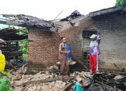 Atap Rumah Warga di Sidowalyo Ambruk Akibat Hujan Deras dan Angin Kencang