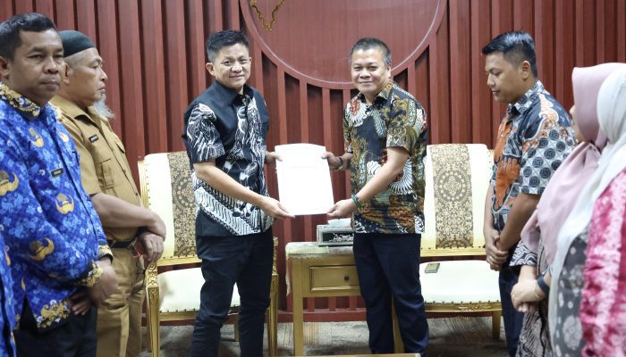 Inspektorat Sumsel Laporkan Hasil Pemeriksaan Akhir Jabatan Bupati Hasil Pilkada 2020, Bupati OKUT Peroleh Skor 80,34