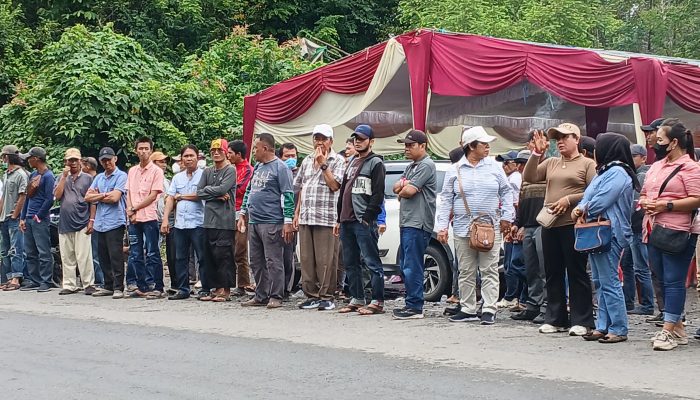 Angkutan Batubara Kerap Timbulkan Kemacetan, Ratusan Massa Gelar Aksi Solidaritas di Jalinteng, Sungai Tuha