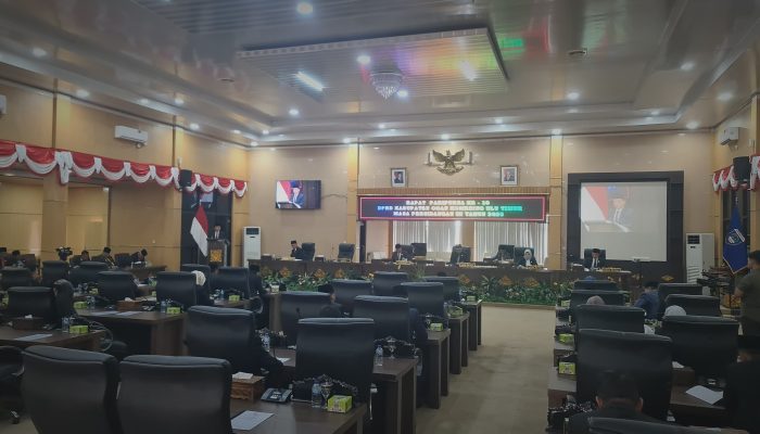 Gelar Paripurna ke- 10 DPRD OKUT, Bahas LKPJ Tahun Anggaran 2024, Bupati Enos Sampaikan Point Penting