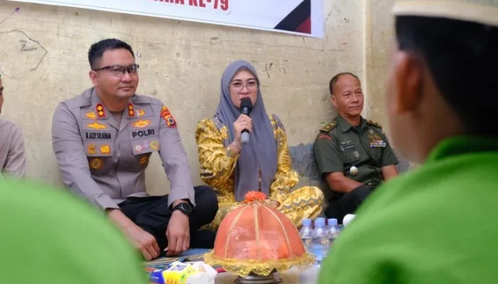 Pemkab Gowa Bersama TNI-Polri dan HMI Salurkan Bantuan Perlengkapan Sekolah ke Panti