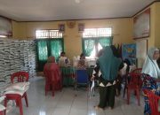 Bansos Beras Ibarat Oases Di Musim Kemarau Untuk KPM PKH Dan BPNT Di Desa Taya Mulya