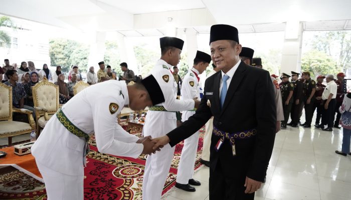 40 Anggota Paskibraka OKU Timur Tahun 2025 Resmi Dikukuhkan, Ini Pesan Bupati!