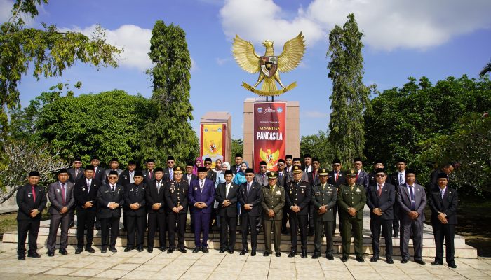Hari Kesaktian Pancasila, Pemkab OKUT Gelar Upacara dan Tabur Bunga di Taman Makam Pahlawan Jurai Komering Sakti Martapura, Ini Pesan Bupati!