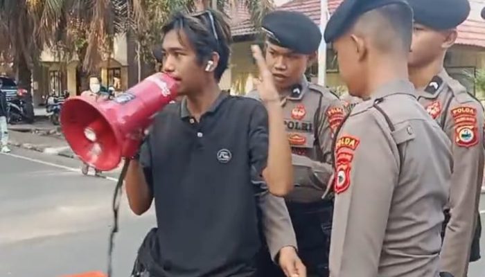 KMPI Sulsel desak Polda Sulsel segera menuntaskan kasus dugaan plat gantung yang melibatkan anggota DPRD Sinjai
